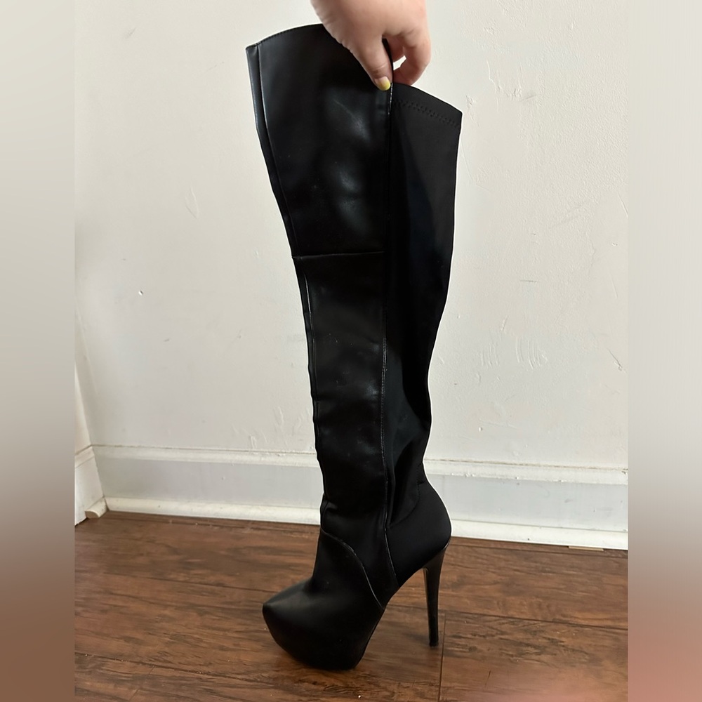 Steve Madden “Heighting” Knee-High boots, Sz: 7